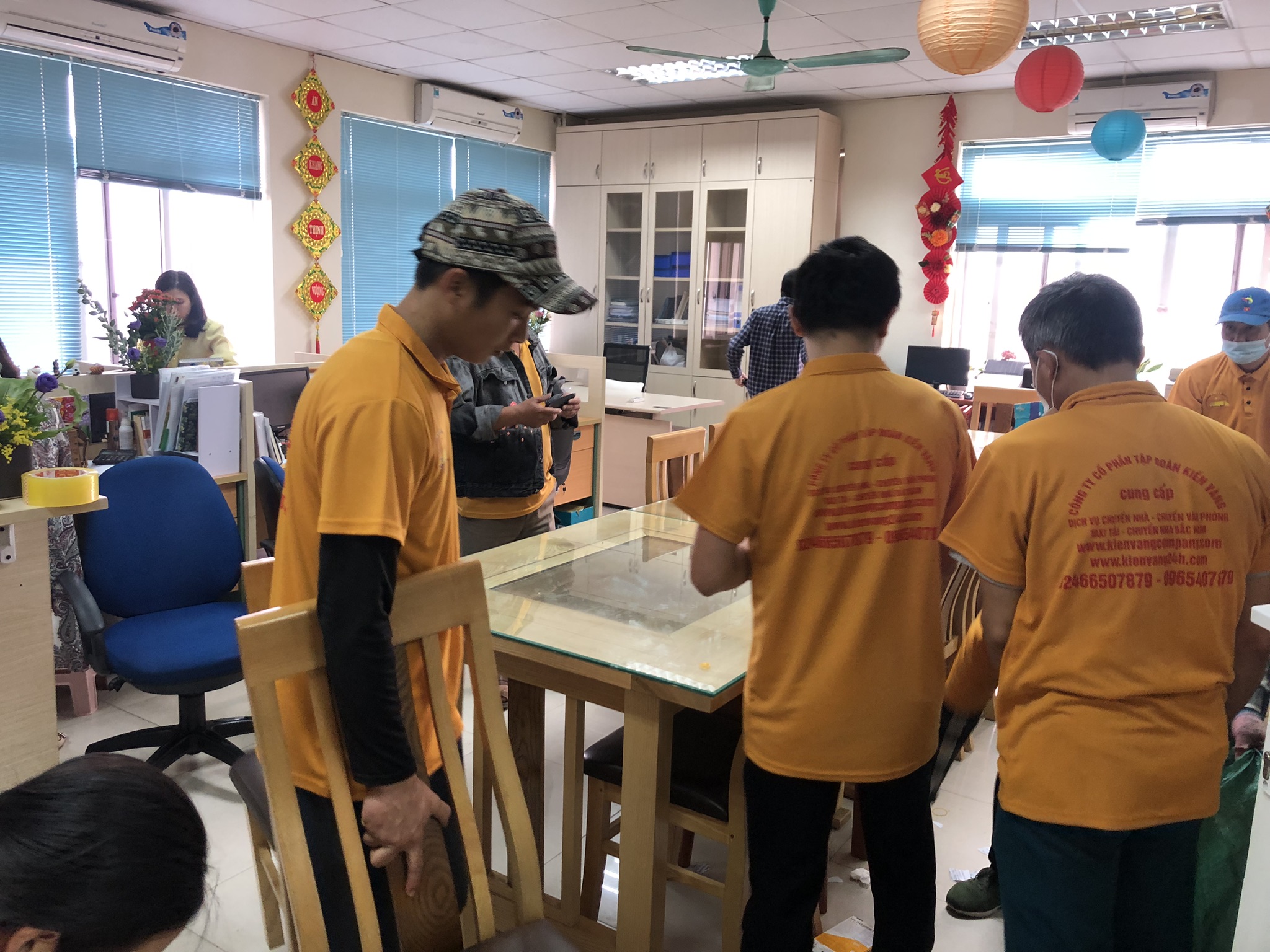 Dịch vụ chuyển văn phòng Kiến Vàng